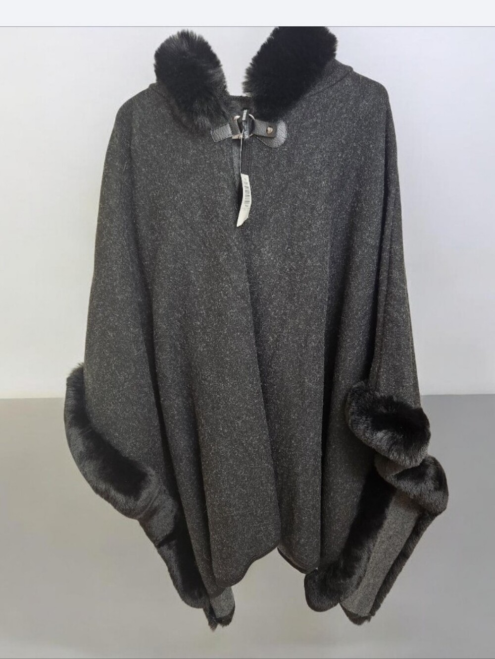 ■ Firm●Cape Style  Coat Wit Faux Fur Trim& Hood ● NWT ■